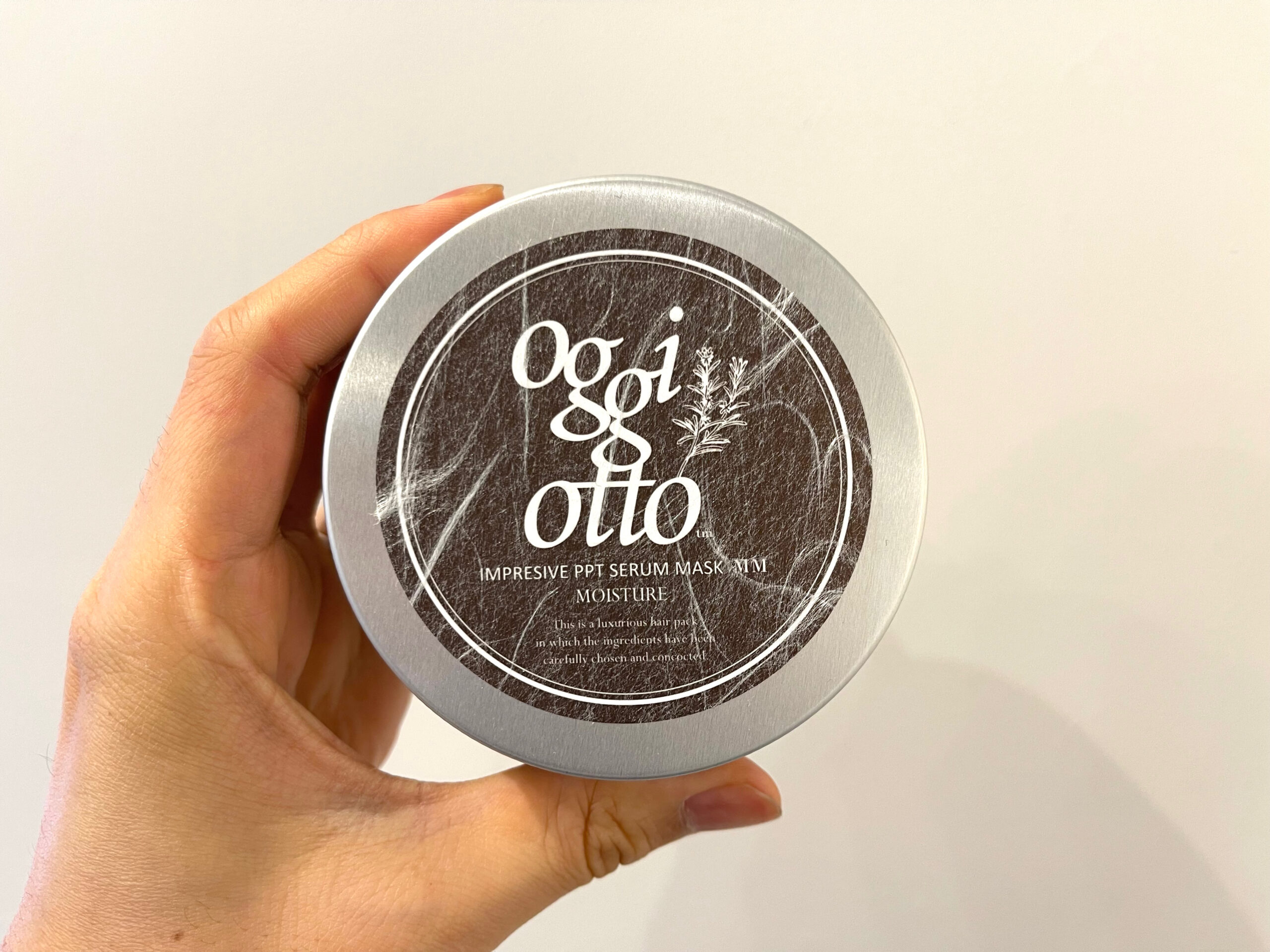 髪の乾燥が気になるならoggi otto(オッジィオット)はモイスチャー